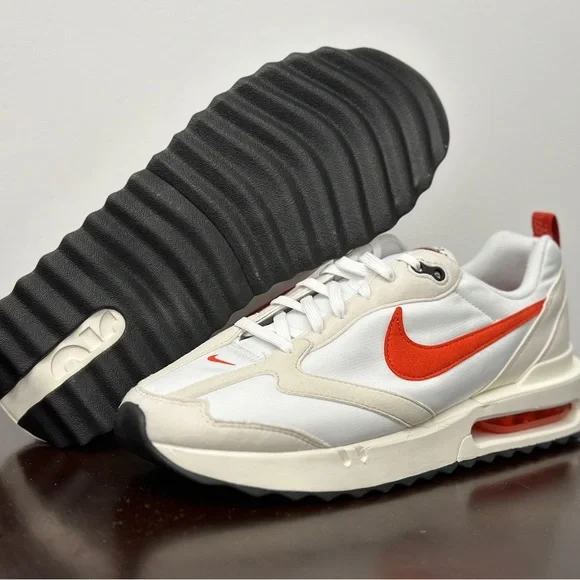 Nike Air Max Dawn sneakers - Picture 9 of 9